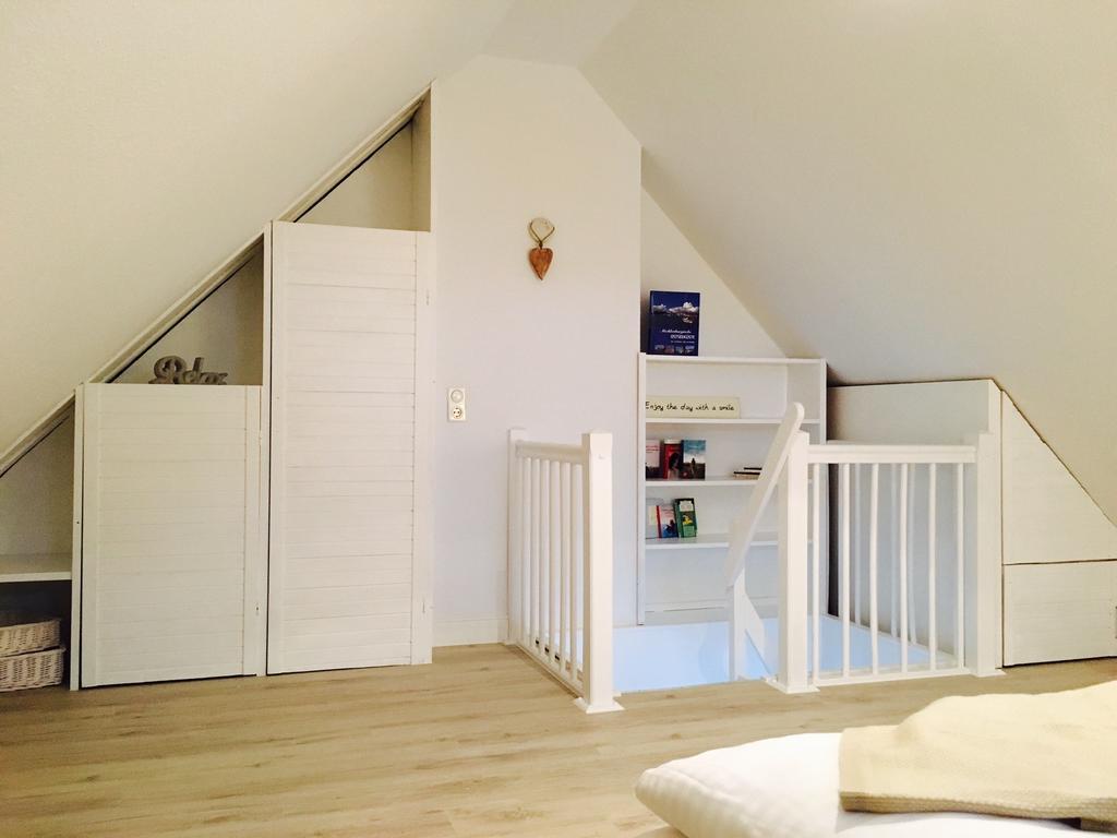 Ferienwohnung Schwalbe Wieck/Darss Exterior photo